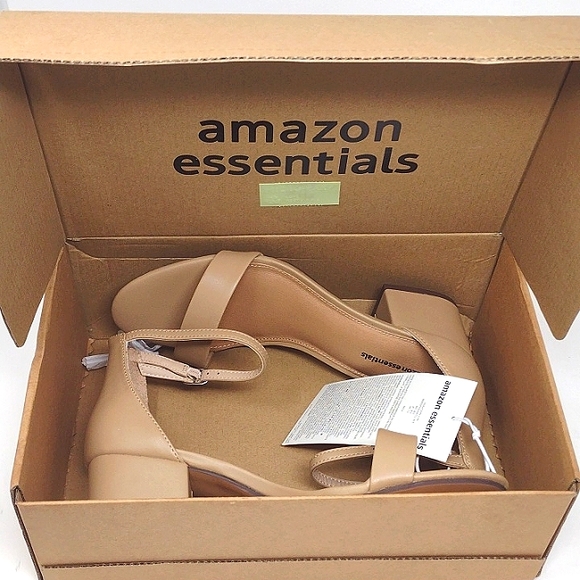 Amazon Essentials Women's Heeled Sandal - Picture 14 of 14